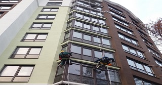 Установка крыши на балкон Топки цена от 1047 руб. м/2.